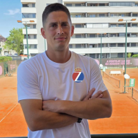 Nikola Martinis (1990.)